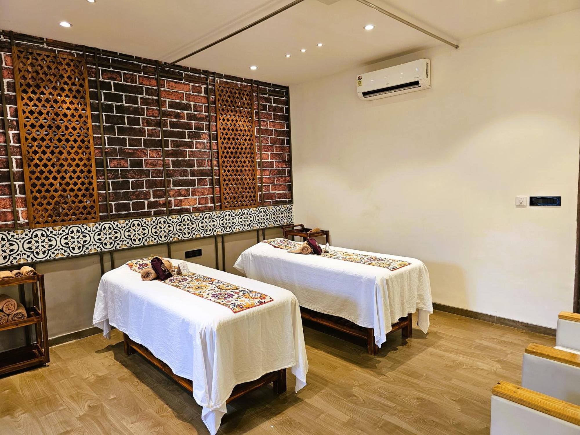 Bhanu The Fern Forest Resort & Spa, Jambughoda Buitenkant foto